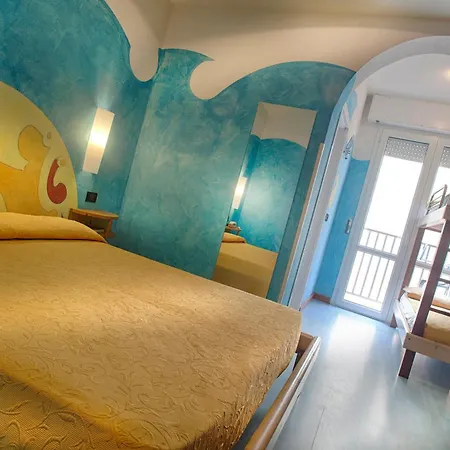 Stella Maris Hotel 3*